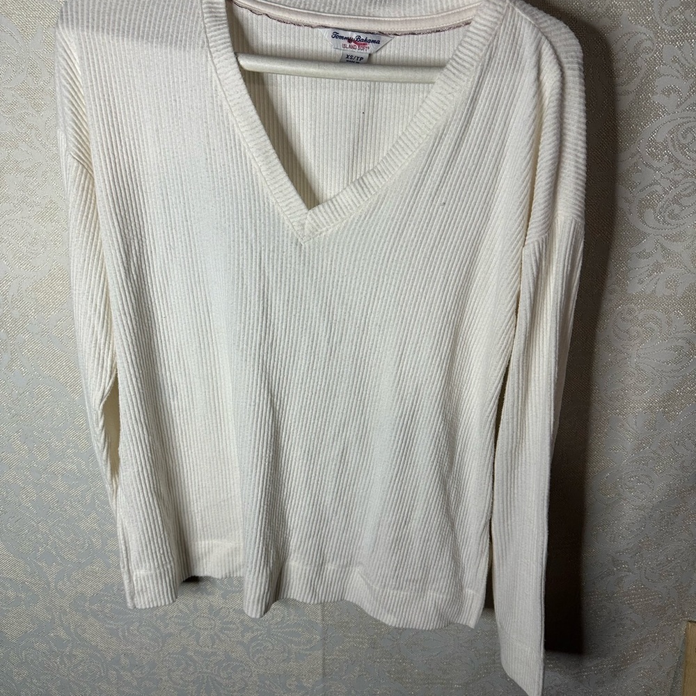 Tommy Bahama Sweater Womens XS Long Sleeve Pullover V Neck Lightweight
